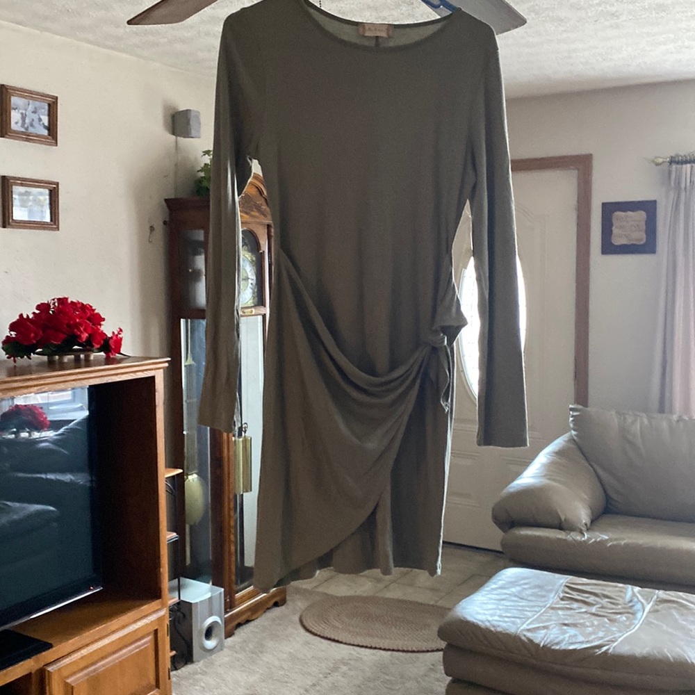 altar’d state green tatia dress